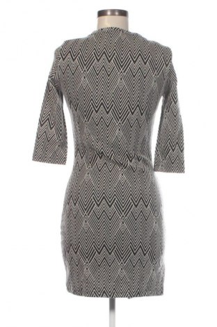 Šaty  Mango, Velikost S, Barva Vícebarevné, Cena  59,00 Kč