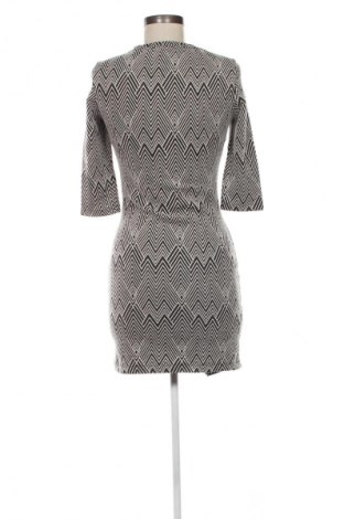 Šaty  Mango, Velikost S, Barva Vícebarevné, Cena  69,00 Kč