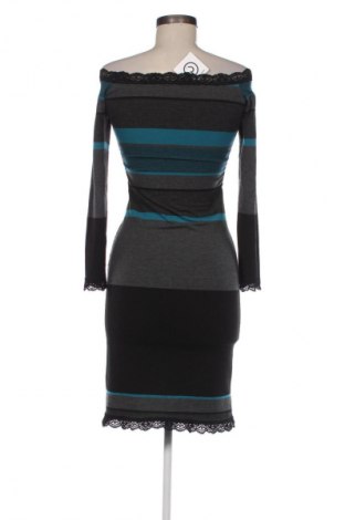 Ruha Manuela, Méret M, Szín Sokszínű, Ár 7 418 Ft