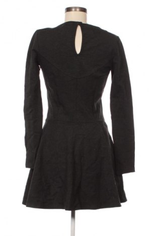 Ruha Met, Méret M, Szín Szürke, Ár 10 019 Ft