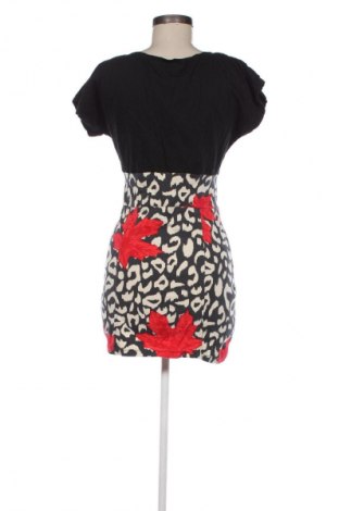 Šaty  Motel, Velikost S, Barva Vícebarevné, Cena  120,00 Kč