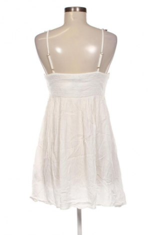 Šaty  New Look, Velikost M, Barva Bílá, Cena  319,00 Kč