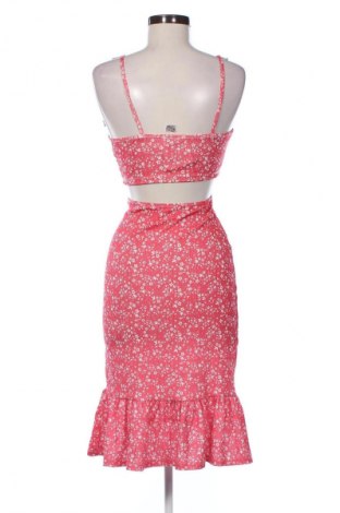 Šaty  Nly Trend, Velikost XS, Barva Červená, Cena  179,00 Kč