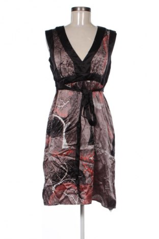 Šaty  Oasis, Velikost L, Barva Vícebarevné, Cena  159,00 Kč