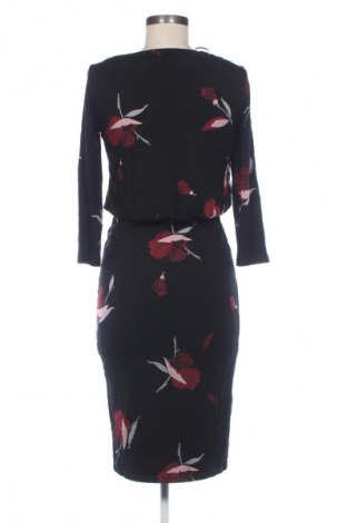 Šaty  Phase Eight, Velikost M, Barva Vícebarevné, Cena  221,00 Kč