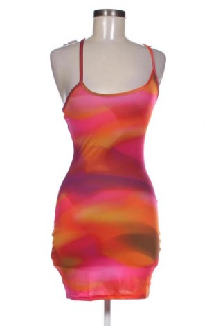 Šaty  Pretty Little Thing, Velikost S, Barva Vícebarevné, Cena  141,00 Kč