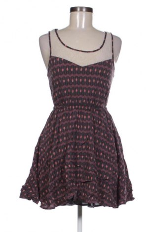 Šaty  Review, Velikost S, Barva Vícebarevné, Cena  199,00 Kč