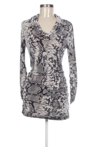 Šaty  Rinascimento, Velikost S, Barva Vícebarevné, Cena  629,00 Kč