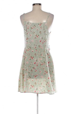 Šaty  SHEIN, Velikost M, Barva Vícebarevné, Cena  1 028,00 Kč