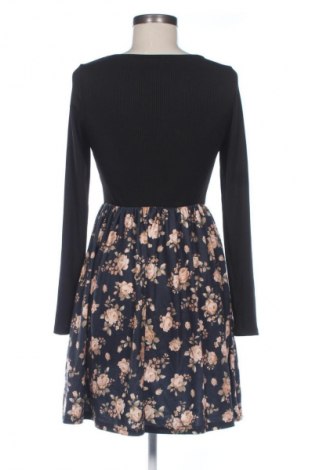 Šaty  SHEIN, Veľkosť S, Farba Viacfarebná, Cena  4,95 €