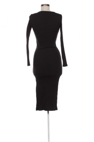 Рокля Sinsay, Размер S, Цвят Черен, Цена 6,13 €