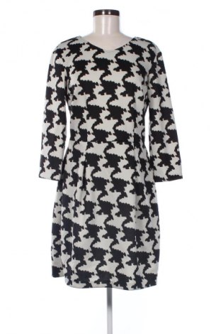 Šaty  Sisley, Velikost M, Barva Vícebarevné, Cena  269,00 Kč