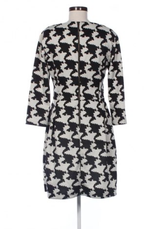 Šaty  Sisley, Velikost M, Barva Vícebarevné, Cena  269,00 Kč