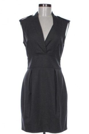 Šaty  Sisley, Velikost M, Barva Vícebarevné, Cena  279,00 Kč