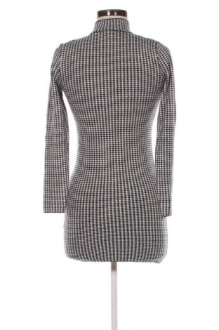 Šaty  Stradivarius, Velikost S, Barva Vícebarevné, Cena  139,00 Kč