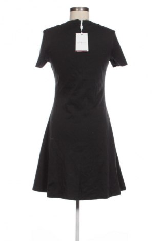 Rochie Tommy Hilfiger, Mărime S, Culoare Negru, Preț 492,99 Lei