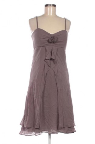 Kleid Un Deux Trois, Größe M, Farbe Aschrosa, Preis 18,99 €