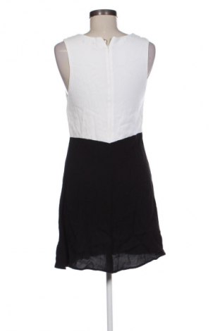 Šaty  Unbranded, Velikost S, Barva Vícebarevné, Cena  136,00 Kč