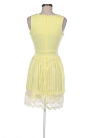 Šaty  Unbranded, Velikost M, Barva Žlutá, Cena  299,00 Kč