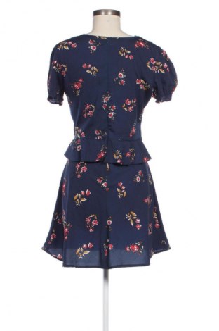 Ruha Unbranded, Méret M, Szín Sokszínű, Ár 3 167 Ft