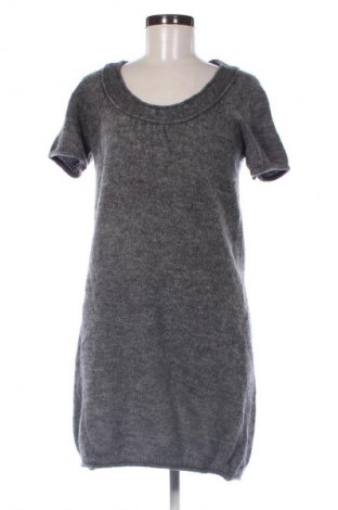 Šaty  United Colors Of Benetton, Veľkosť L, Farba Sivá, Cena  4,95 €