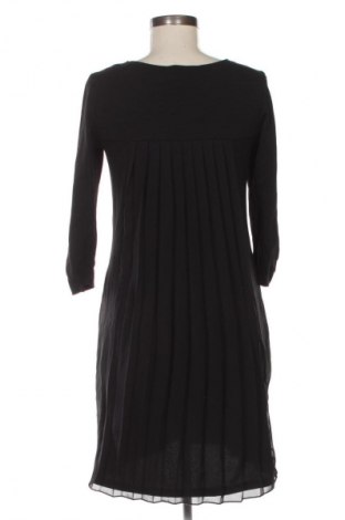 Šaty  Vera Mont, Velikost M, Barva Černá, Cena  199,00 Kč