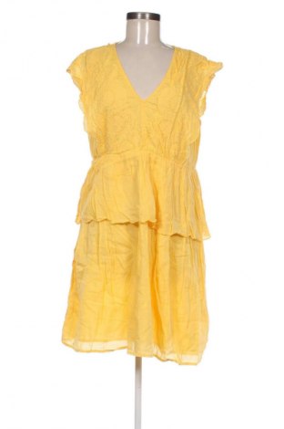 Šaty  Vero Moda, Velikost XL, Barva Žlutá, Cena  796,00 Kč