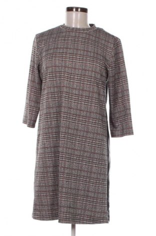 Sukienka Yessica, Rozmiar M, Kolor Kolorowy, Cena 6,99 zł