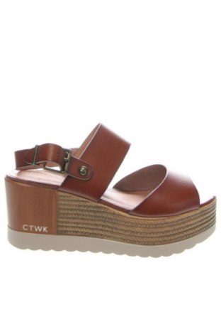 Σανδάλια Chattawak, Μέγεθος 36, Χρώμα Καφέ, Τιμή 37,99 €