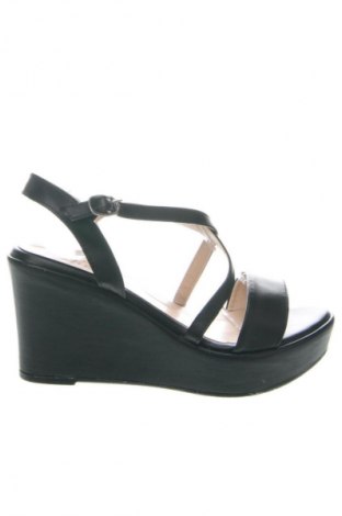 Σανδάλια Unbranded, Μέγεθος 39, Χρώμα Μαύρο, Τιμή 19,99 €