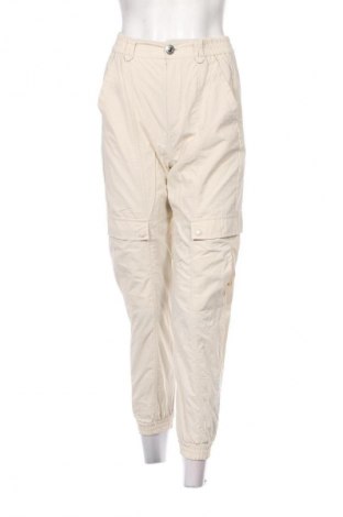 Γυναικείο παντελόνι Bershka, Μέγεθος S, Χρώμα Εκρού, Τιμή 21,99 €