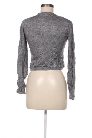 Dámský svetr Bershka, Velikost M, Barva Šedá, Cena  109,00 Kč