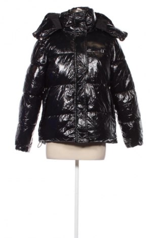 Geacă de femei Cropp, Mărime M, Culoare Negru, Preț 669,99 Lei, #129622939