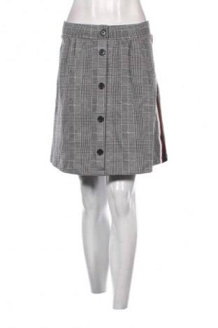 Φούστα Edc By Esprit, Μέγεθος M, Χρώμα Γκρί, Τιμή 1,99 €