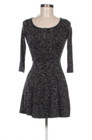 Φόρεμα Bershka, Μέγεθος S, Χρώμα Πολύχρωμο, Τιμή 20,99 €