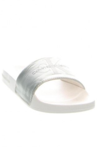 Pantolette Calvin Klein Jeans, Größe 35, Farbe Silber, Preis € 40,99