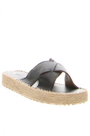 Papuče RunnerBoss, Veľkosť 37, Farba Čierna, Cena  39,95 €