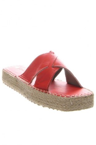 Γυναικείες παντόφλες RunnerBoss, Μέγεθος 39, Χρώμα Κόκκινο, Τιμή 19,99 €