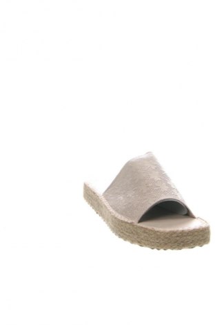 Γυναικείες παντόφλες RunnerBoss, Μέγεθος 38, Χρώμα  Μπέζ, Τιμή 19,99 €