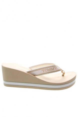 Papuci Tommy Hilfiger, Mărime 39, Culoare Multicolor, Preț 203,99 Lei, #134171796
