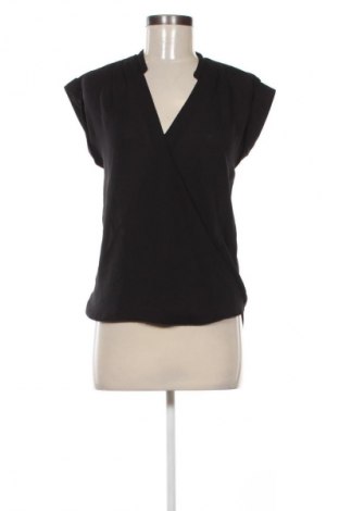 Bluzka damska Atmosphere, Rozmiar XXS, Kolor Czarny, Cena 9,99 zł