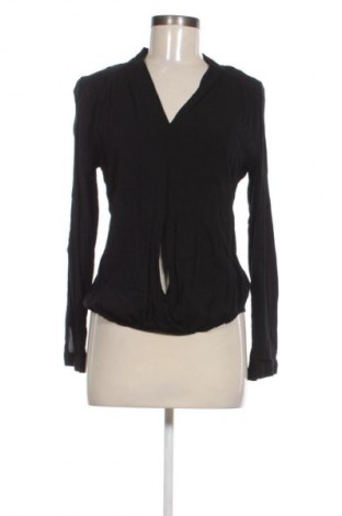 Bluzka damska Atmosphere, Rozmiar M, Kolor Czarny, Cena 6,99 zł