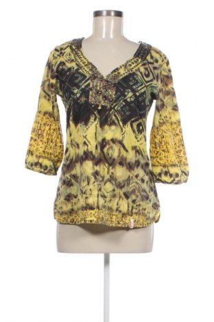 Γυναικεία μπλούζα Gin Tonic, Μέγεθος S, Χρώμα Πολύχρωμο, Τιμή 8,99 €