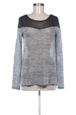 Dámská halenka H&M, Velikost S, Barva Vícebarevné, Cena  49,00 Kč