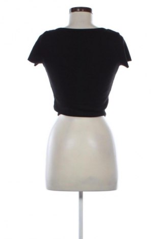 Дамска блуза LC Waikiki, Размер S, Цвят Черен, Цена 4,09 €