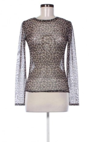 Γυναικεία μπλούζα Reserved, Μέγεθος M, Χρώμα Πολύχρωμο, Τιμή 2,99 €