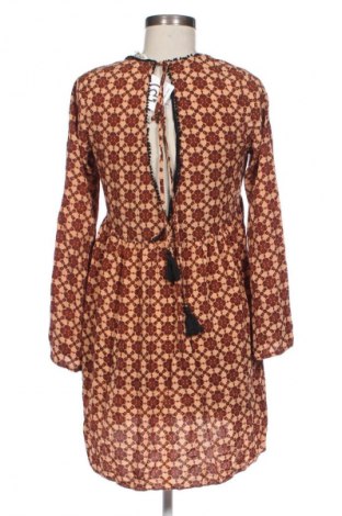 Γυναικεία μπλούζα Review, Μέγεθος M, Χρώμα Πολύχρωμο, Τιμή 3,99 €