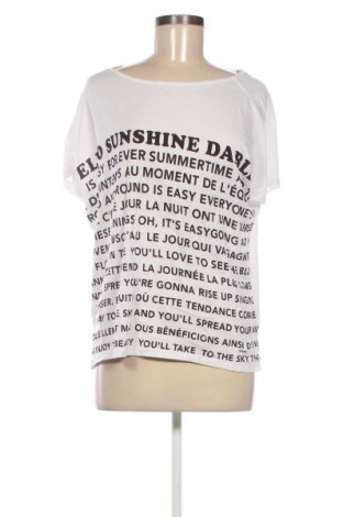 Damen Shirt Triangle, Größe M, Farbe Mehrfarbig, Preis 4,99 €