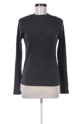 Bluză de femei Unbranded, Mărime M, Culoare Gri, Preț 50,00 Lei, #134130940