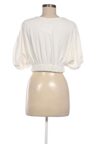 Дамска блуза Unbranded, Размер S, Цвят Бял, Цена 14,31 €